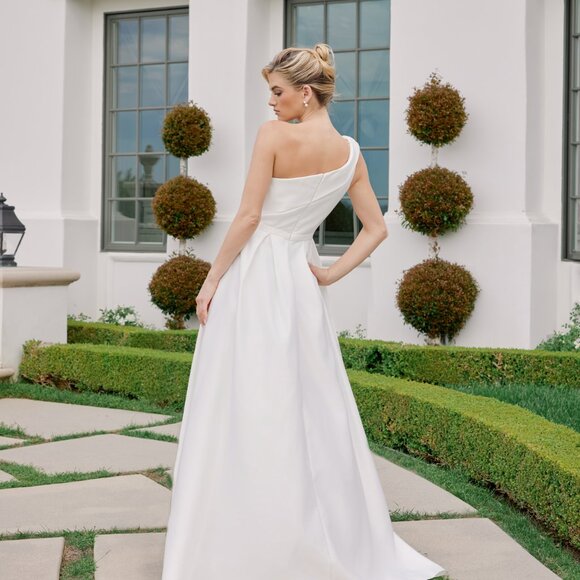 New A-Line Maxi Bridal Satin Dress w/ Asymmetrcial Neck & Side Pockets NX E469 - Picture 7 of 9